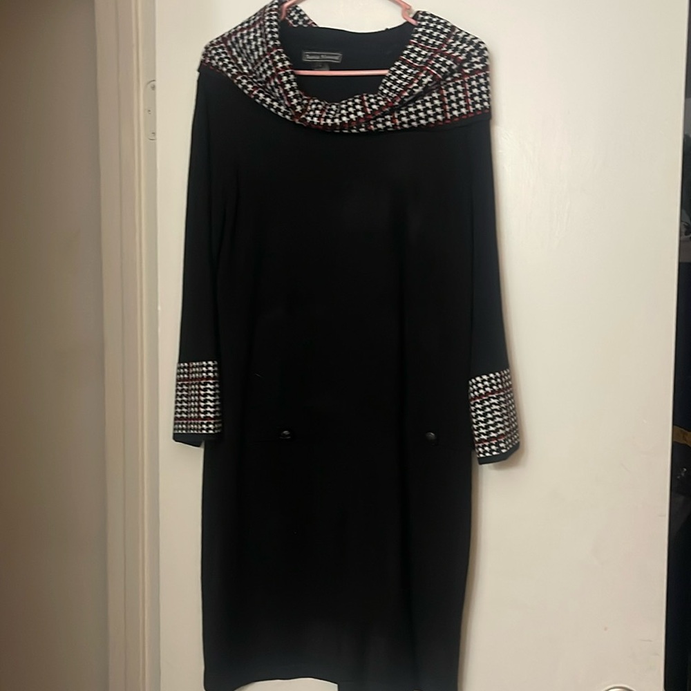 Size L dress